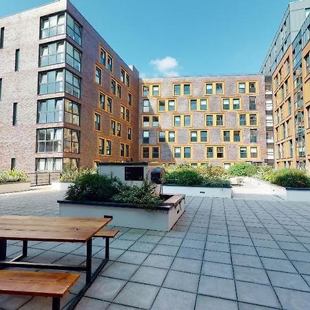 For Students Only Private Bedrooms With Shared Kitchen And Studios At Iq Haywood House In London Exteriör bild